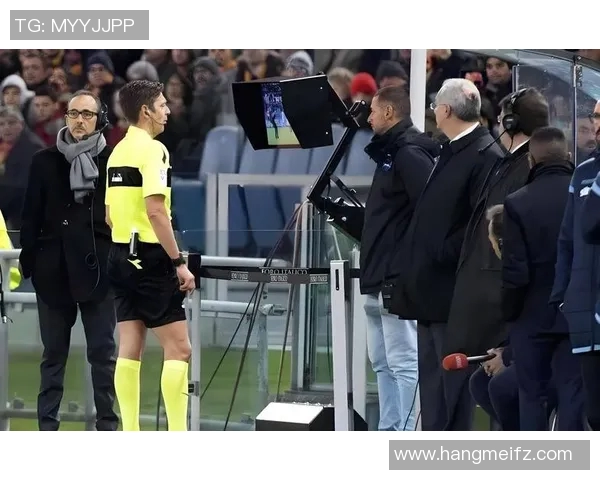 足球明星专访揭秘绿茵场背后的故事与梦想分享 足球明星专访揭秘绿茵场背后的故事与梦想分享